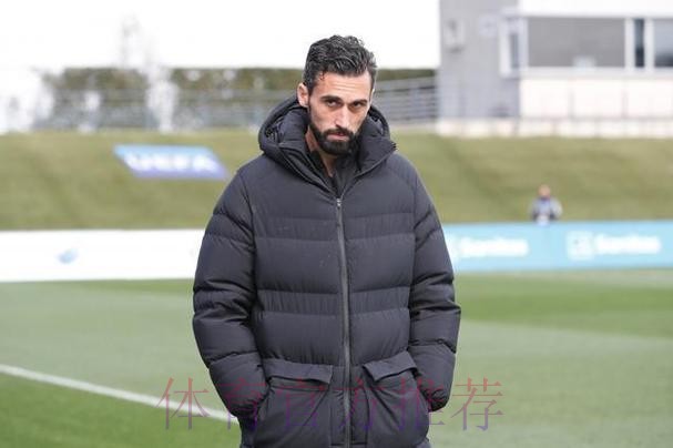 罗马诺:阿韦洛亚能带来冠军则继续执教 否则下课 罗马诺:阿韦洛亚能带来冠军则继续执教 否则下课